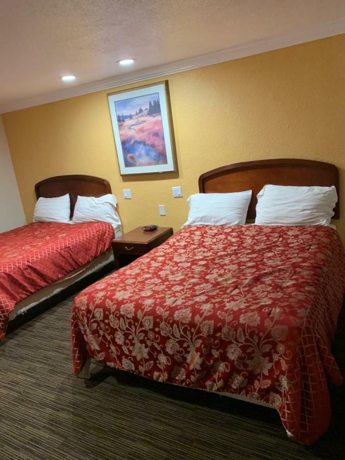A-1 Budget Motel クラマス・フォールズ エクステリア 写真